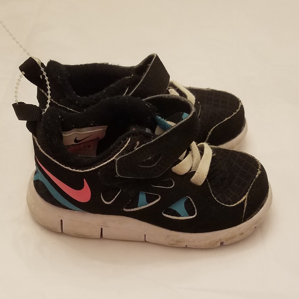 🏷Nike Free Run 2 Sneakers